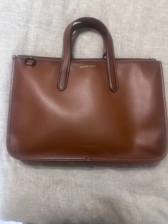 Coach Isaac Workbag - Picture 4 of 11